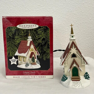 1999 Hallmark Keepsake Colonial Church Candlelight Services Christmas Ornament.